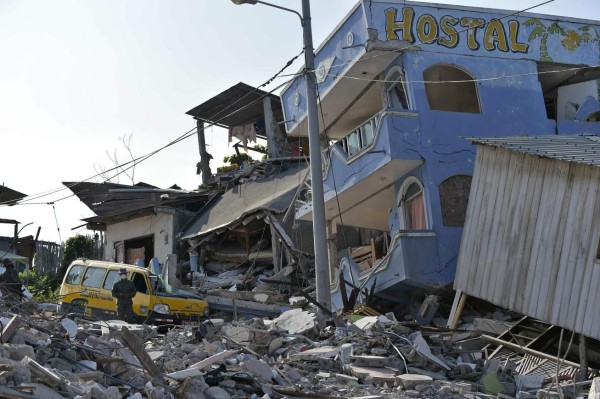 Las impactantes imágenes del terremoto en Ecuador