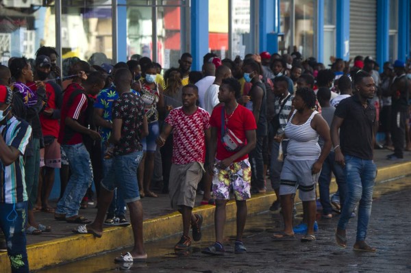 Desesperanza y miedo: imágenes de la odisea de haitianos en la frontera de EEUU