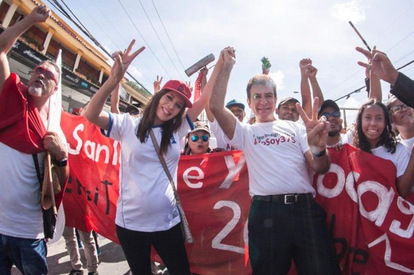 Así luce Iroshka Elvir con su pancita de embarazada