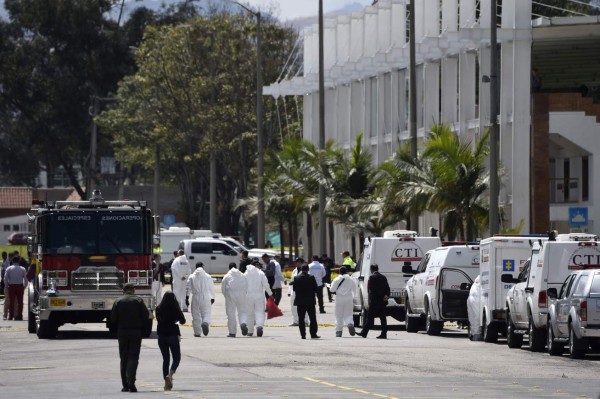 Las dramáticas imágenes que dejó el atentado terrorista en una academia policial de Colombia