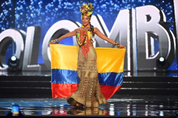 Los extravagantes trajes típicos de las concursantes de Miss Universo