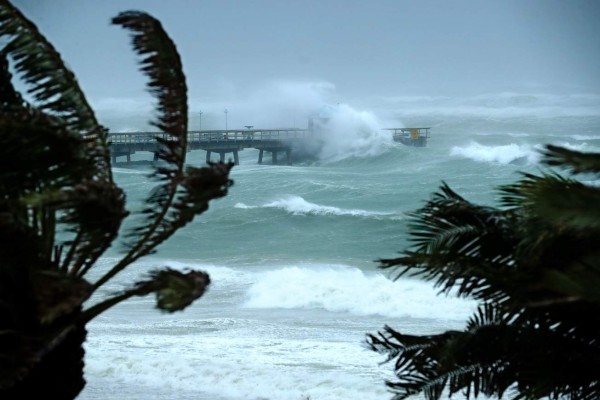 Las imágenes de una Florida azotada por el huracán Irma; ya son tres muertos