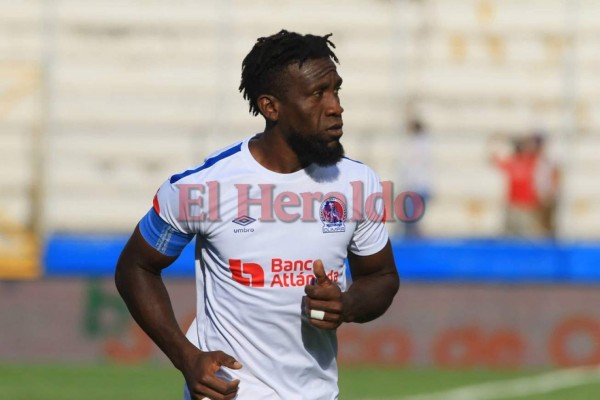 Olimpia: Así fue el regreso de Hendry Thomas al Estadio Nacional después de 10 años