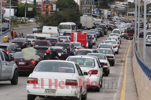 Paro de taxistas: las imágenes del bloqueo y colapso en Tegucigalpa