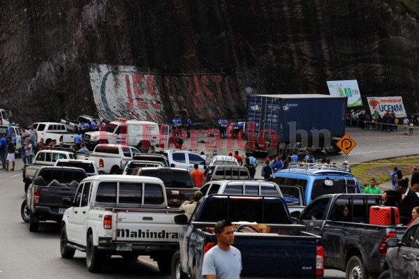 FOTOS: Entre hierros retorcidos y escombros quedaron cuerpos tras accidente en Zambrano