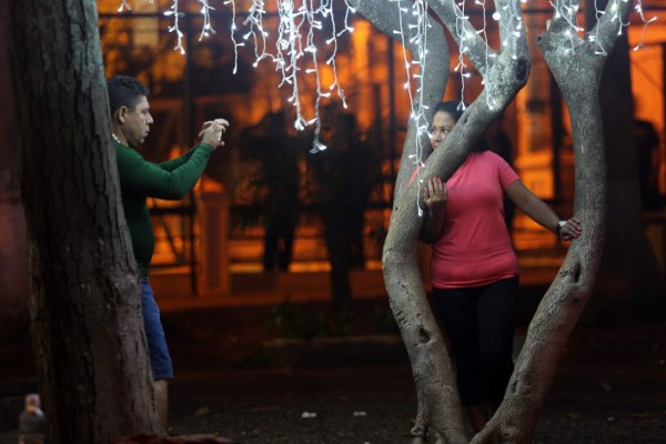 Se encienden las luces de la Navidad en la capital de Honduras