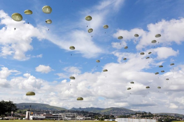 Feria de Adiestramiento de las FFAA de Honduras en foto