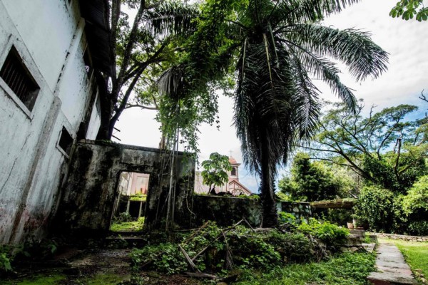 Maltrato, hambre y abusos sexuales, la oscura historia de la isla de los hombres solos (FOTOS)  