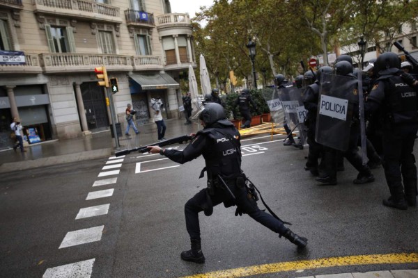 FOTOS: Los disturbios en una Cataluña que busca independencia