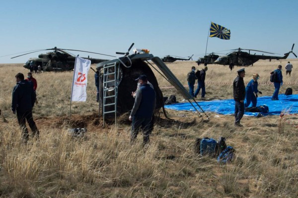 Astronautas de Estación Espacial regresan a la Tierra en plena pandemia