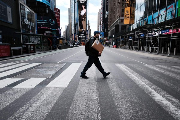 FOTOS: Coronavirus vuelve fantasmal Nueva York, la ciudad que no duerme