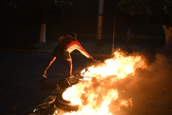 FOTOS: Así han sido las tomas y protestas en varios sectores de Honduras