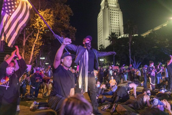 FOTOS: Ni el mal clima frena protestas antirracistas en Estados Unidos