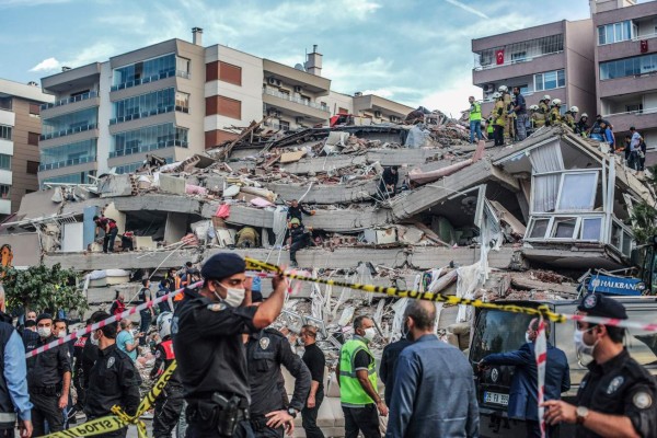 Dolor y devastación: las imágenes más impactantes del terremoto en Turquía