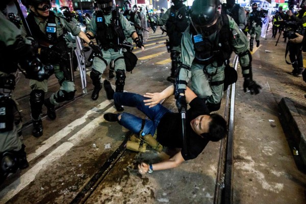 FOTOS: Hong Kong entra en 2020 con masivas y tensas manifestaciones   