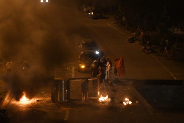 FOTOS: Así han sido las tomas y protestas en varios sectores de Honduras