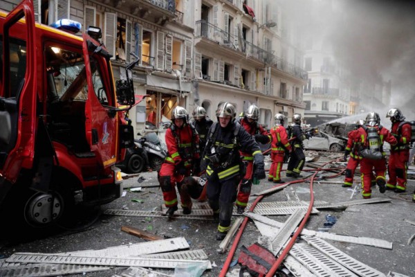 Las 12 fotos más impactantes de la explosión en una panadería de París