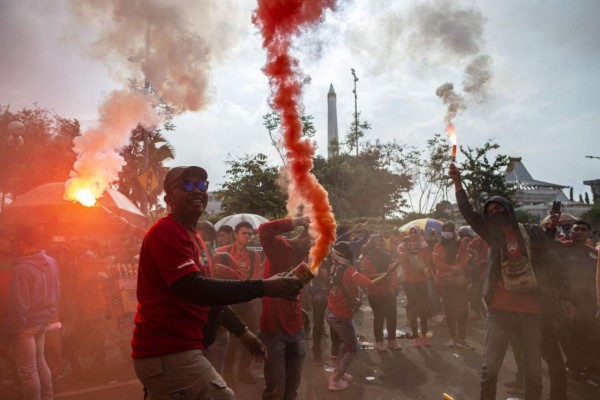 FOTOS: Así se desarrollaron las marchas del Día del Trabajador en varios países del mundo