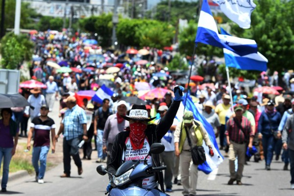 Las imágenes más impactantes de las violentas protestas en Honduras