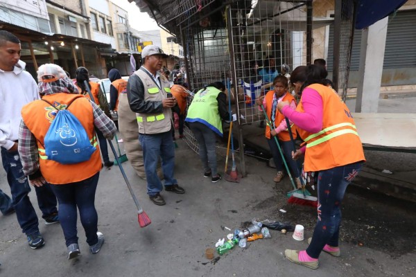 Comayagüela: Tercera jornada de eliminación de criaderos de zancudos