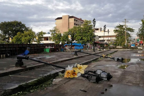 Las imágenes del devastador tifón que dejó al menos 28 muertos en Filipinas