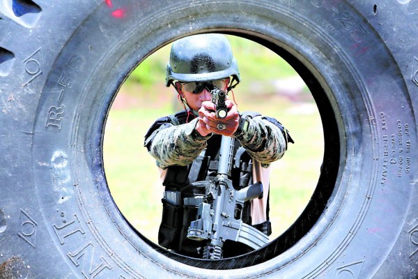 Orgullo catracho en la fuerza comando