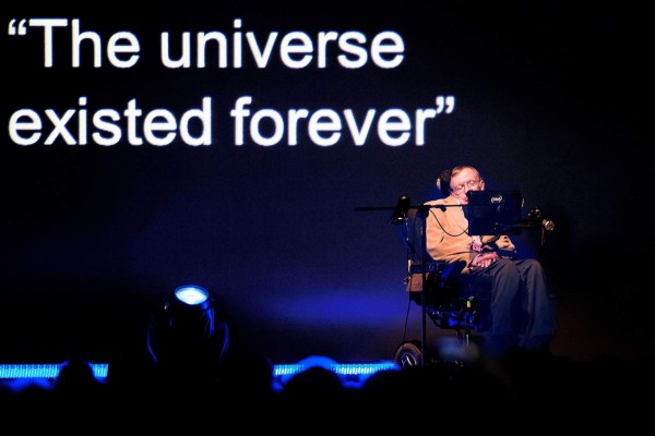 Stephen Hawking y su extraordinaria vida en imágenes