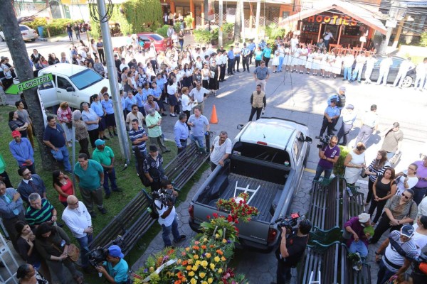 Así fue la despedida de Guillermo Anderson en La Ceiba