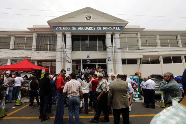 Elecciones en el Colegio de Abogados en imágenes