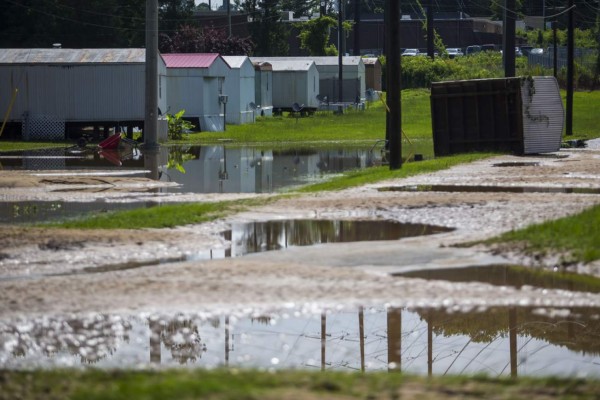 FOTOS: Una decena de muertos y caos deja Claudette a su paso por Alabama  