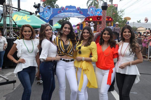 ¡Bellas! Presentadoras brillaron en la Feria Juniana de San Pedro Sula