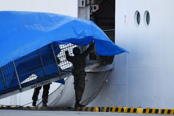 Cárcel flotante, la vida dentro del crucero infectado con coronavirus