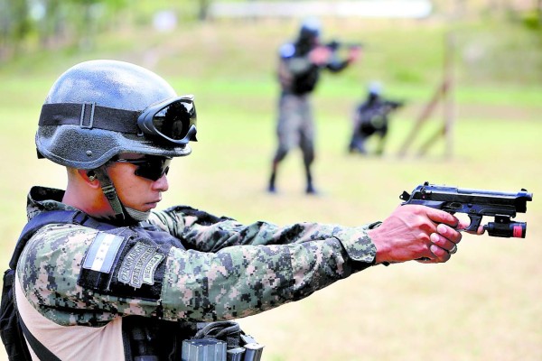 Orgullo catracho en la fuerza comando