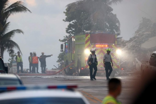 Desesperada búsqueda de sobrevivientes en edificio de Miami (FOTOS)