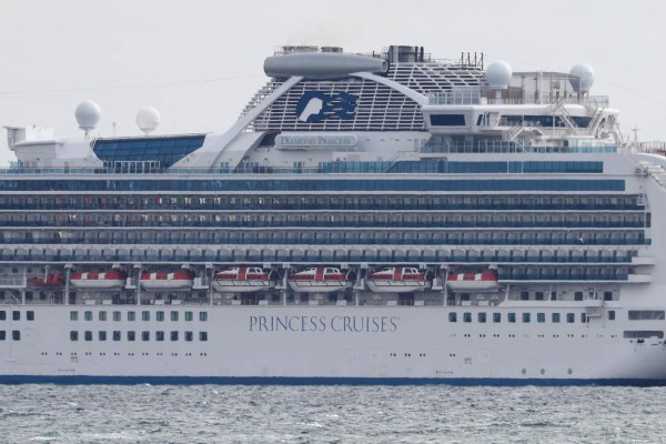 FOTOS: Así es el crucero donde descubrieron a diez personas con coronavirus en Japón