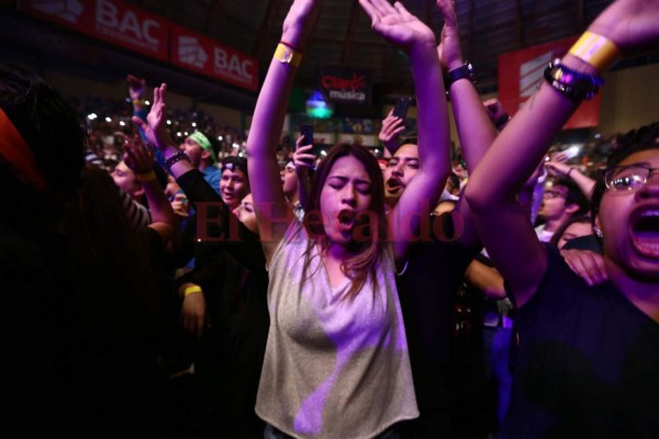 Así fue el espectacular show urbano que ofreció Bad Bunny en Honduras