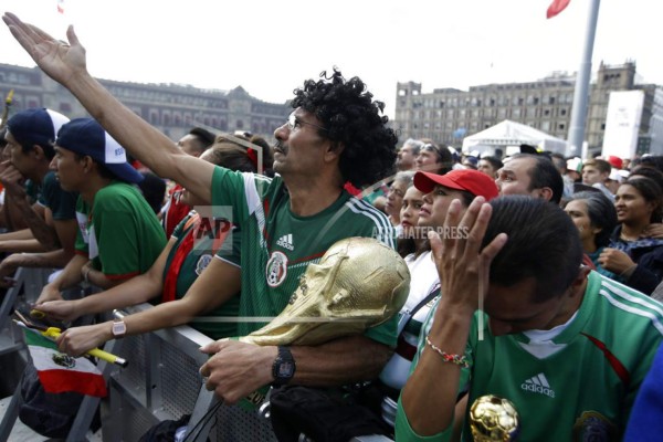 Así vivieron los mexicanos la derrota de su selección