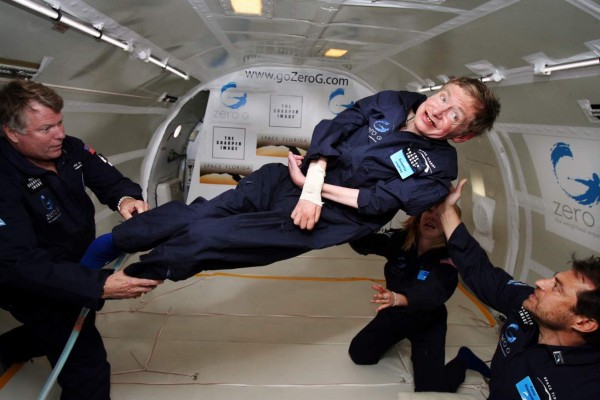 Stephen Hawking y su extraordinaria vida en imágenes