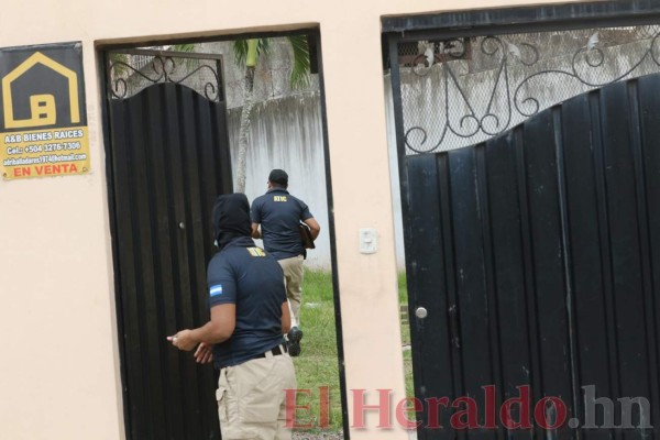 FOTOS: Así escondió Bográn documentos de Invest-H en casa de su madre