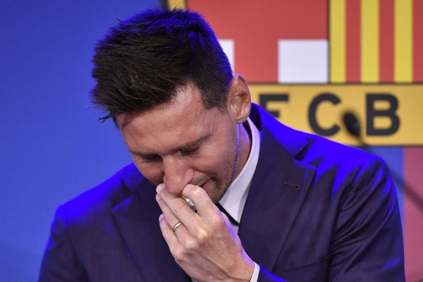 Lágrimas, recuerdos y ovaciones: Así fue la sentida despedida de Messi del Barcelona