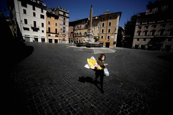 Fin de semana de Pascua inédito en un mundo confinado por el coronavirus (FOTOS)  