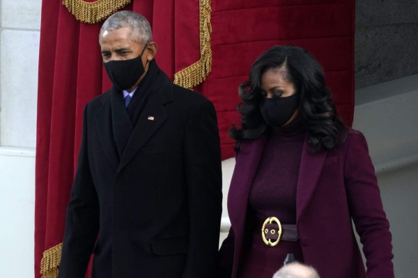 Michelle Obama impacta con poderoso look en investidura de Biden