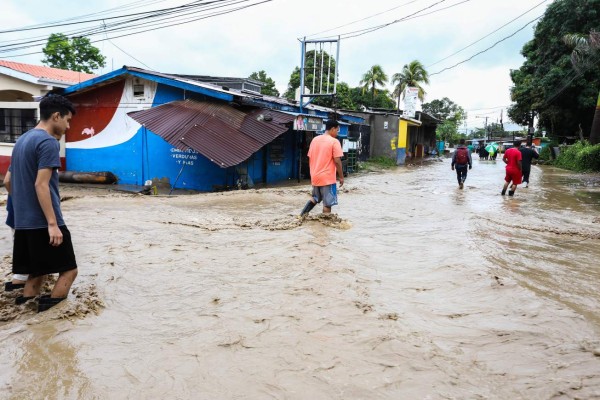 La tragedia se repite: muertos, inundaciones y daños tras paso de Iota en Honduras (FOTOS)