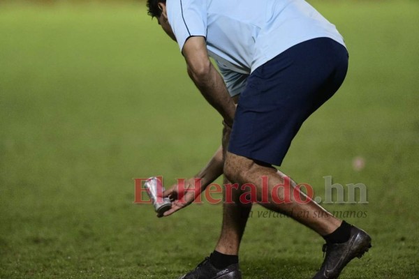 FOTOS: La ira de Diego Vazquez tras ataques de fanáticos aurinegros