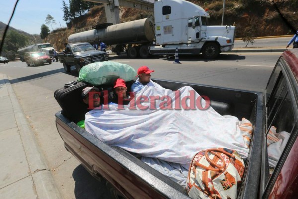 ¡Retorno Seguro! En caravanas regresan viajeros al cierre de la Semana Santa