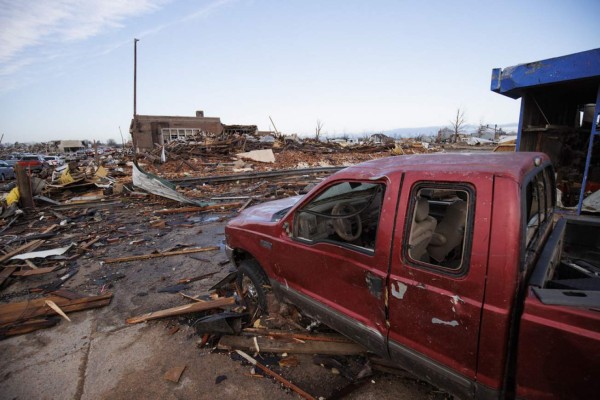 Impresionantes imágenes de la tragedia de los tornados en Estados Unidos