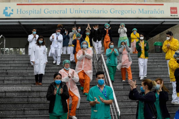 FOTOS: Una España de luto continúa sumando miles de muertos por Covid-19