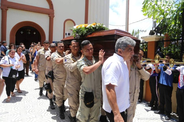 Así fue la despedida de Guillermo Anderson en La Ceiba