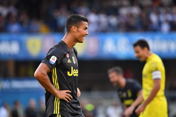 Así fue el debut de Cristiano Ronaldo en el duelo Juventus-Chievo