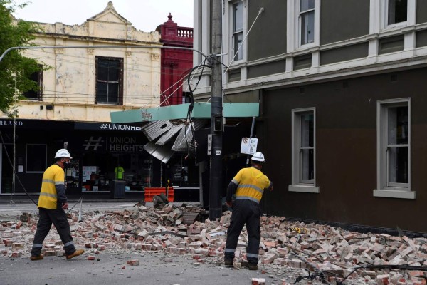 Edificios derrumbados y postes a punto de caer: los daños tras el sismo en Australia